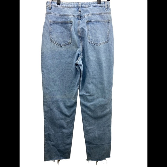 PrettyLittleThings SZ 8 High Rise Straight Leg LightWash Raw Edge Jeans Pant NEW - Picture 8 of 12